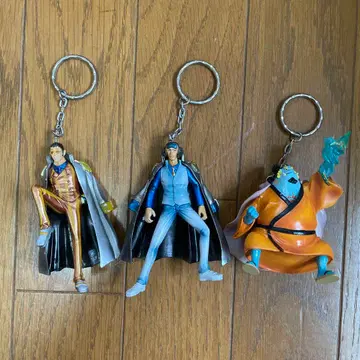 원피스 캐릭터 키링 3종 세트 노란 원숭이 진베이 파랑 키지