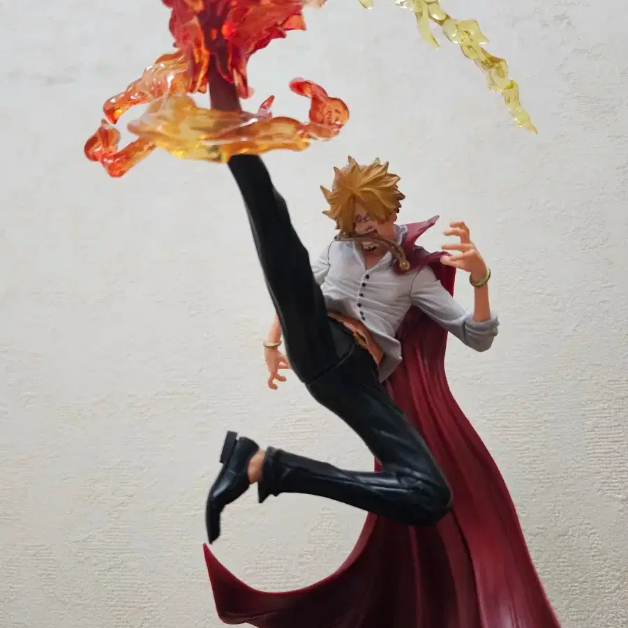 ONEPIECE | 원피스 Onepiece BWFC Sanji Figure on Bunjang