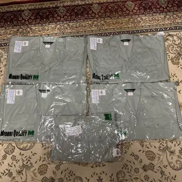 미도리 안전 작업복 겉옷 4벌, 바지 1벌