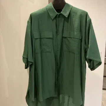 가격 인하했습니다 그린 반팔 셔츠 앞면 포켓 부착