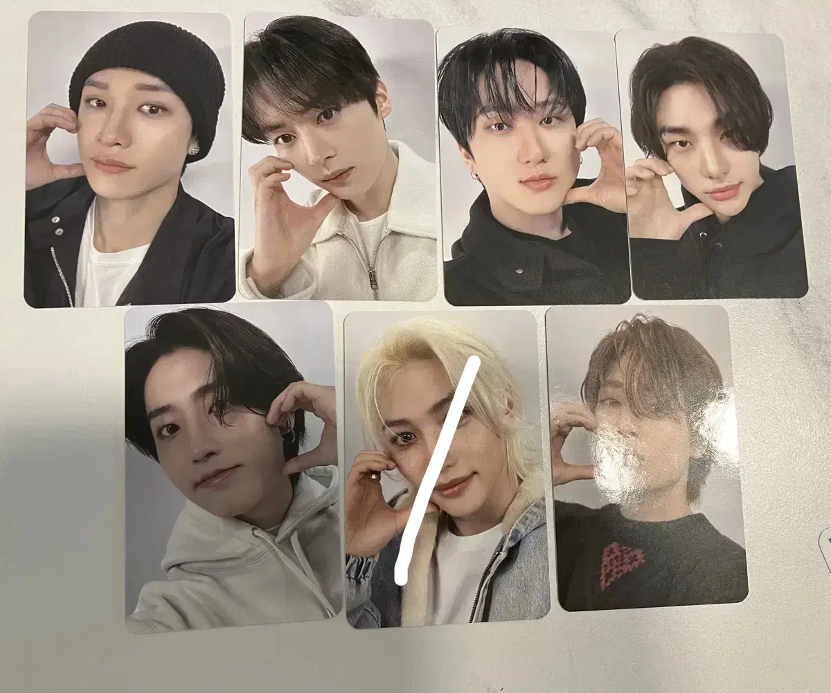 스키즈 포카(방찬, 리노, 창빈, 현진, 한, 필릭스, 아이엔)