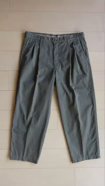 캐나다제 Dockers 투 턱 치노 반바지 w34