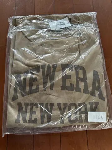 NEW YORK 프린트 롱 티셔츠 L 사이즈 베이지