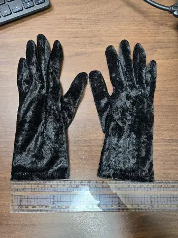 블랙 벨벳 롱 그로브