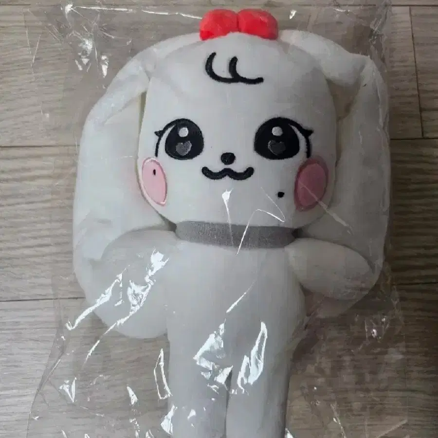 CHERRY ぬいぐるみ 最終値下 IVE minive ウォニョン CHERRY チェリー ぬいぐるみ
