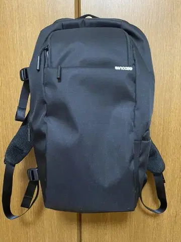 Incase 백팩