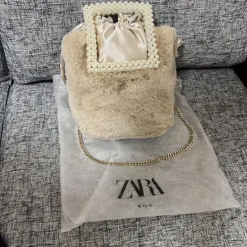ZARA 자라 퍼 백 펄 핸들 체인 포함