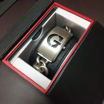 GUESS 손목시계