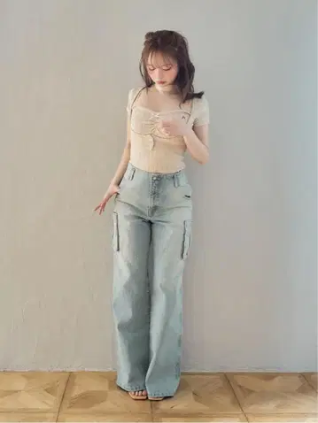 ANDMARY 뒷부분 리본 장식 데님 카고 팬츠 S