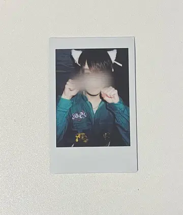 라부시쿠 료 폴라로이드