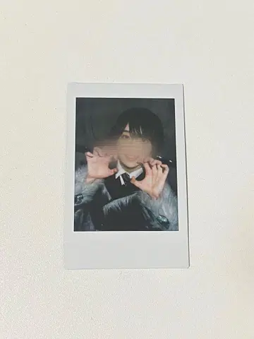 라부시쿠 료 폴라로이드