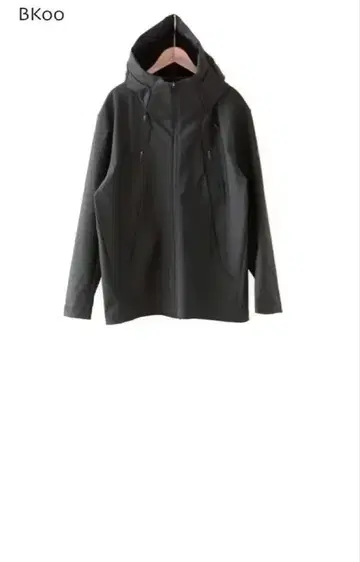 데상트 ALLTERRAIN SOFT SHELL JACKET
