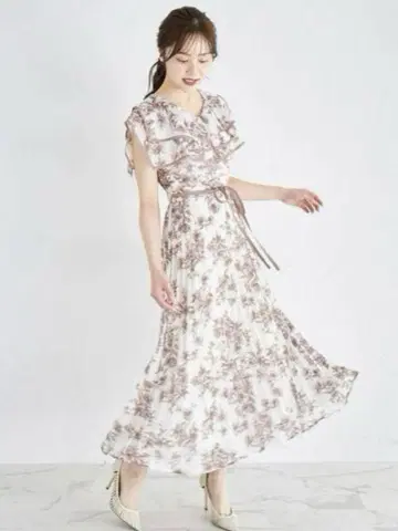 tocco closet 플라워 프린트 빅 칼라 플리츠 원피스