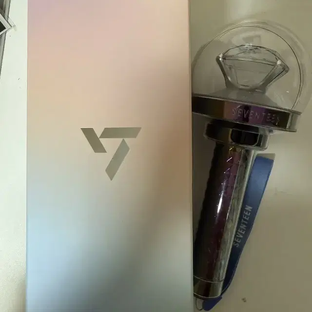 뉴뉴럿봉 미사용 팔아요(OFFICIAL LIGHT STICK VER.3)