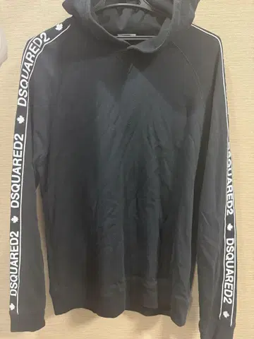 DSQUARED2 블랙 후드 부착 후드티