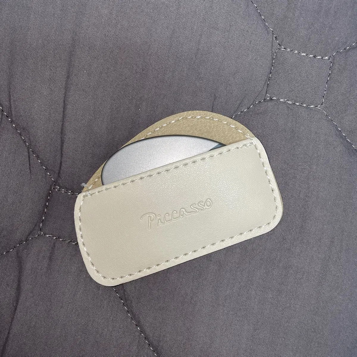 Picasso Curved Makeup Spatula