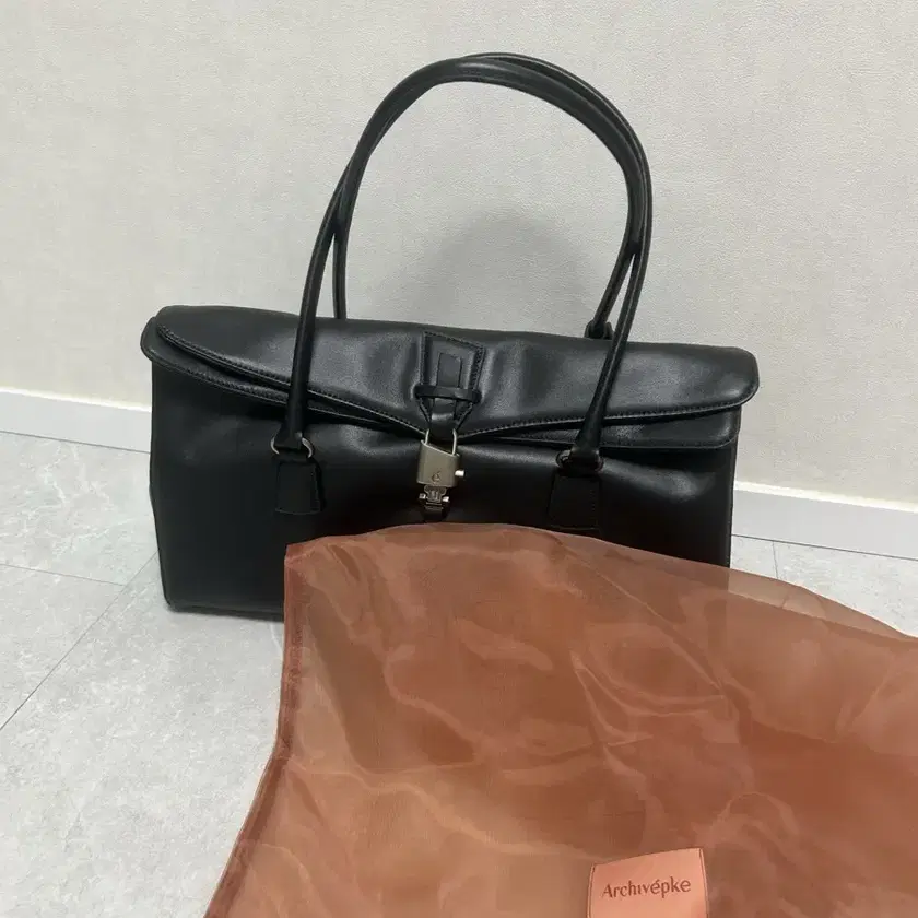 【Archiveepke】Luv lock duffle bag Designer fashion, Seoul-fully created | W Concept