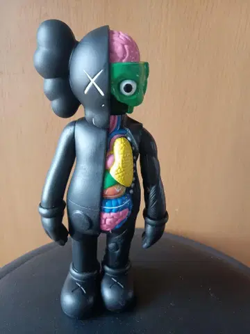 Kaws Companion 피규어 20cm