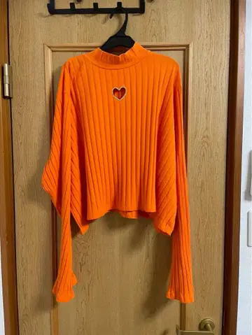 LAZY OAF 하트 니트