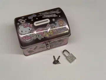 산리오 헬로키티 열쇠가 달린 캔 뱅크 저금통 소품함