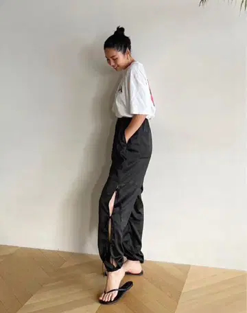 searoomlynn 사이드 리본 새틴 조거 팬츠