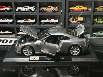 닛산 GT-R R35 (2009) 1/18 미니카