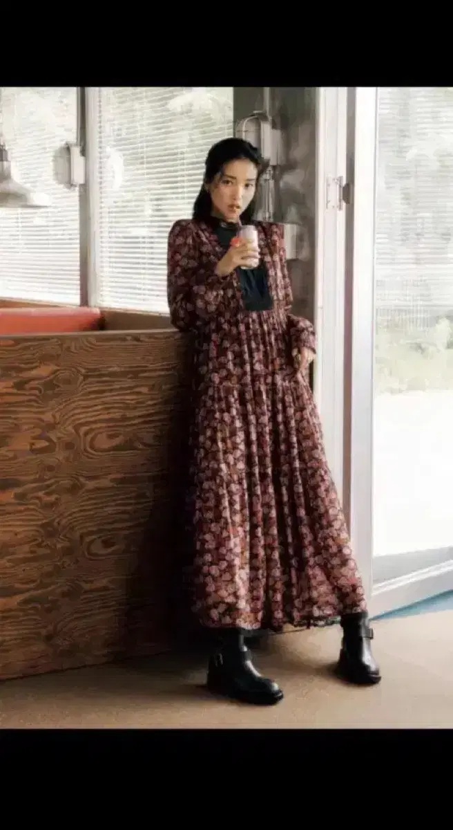 Thursday Island kim taeri Onepiece