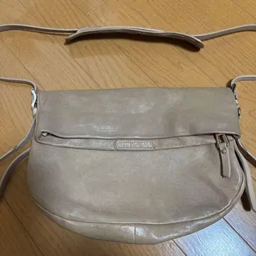 지미추 천연 가죽 숄더백 베이지