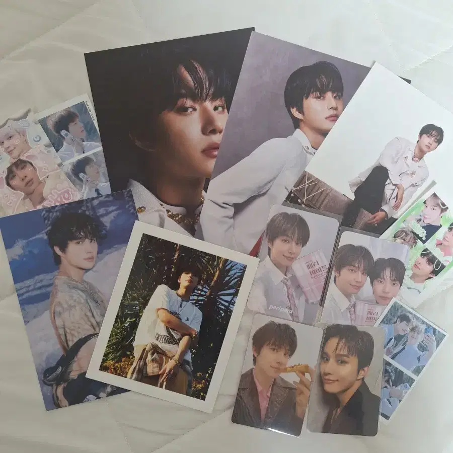 NCT | 엔시티 Nct jungwoo poca postcard unofficial goods wts