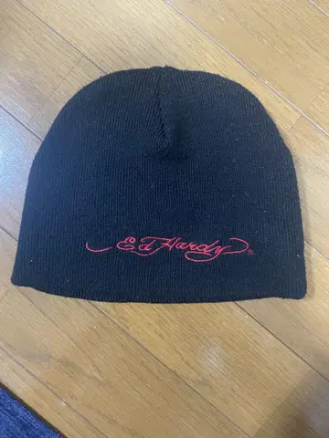 Ed Hardy 블랙 니트 모자 스컬 디자인