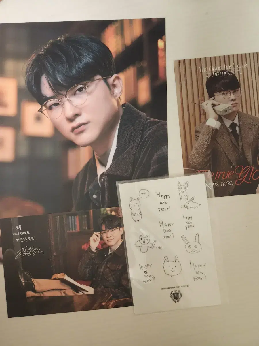 2023 T1 fei lee sanghyuk season's greetings poster, postcard
