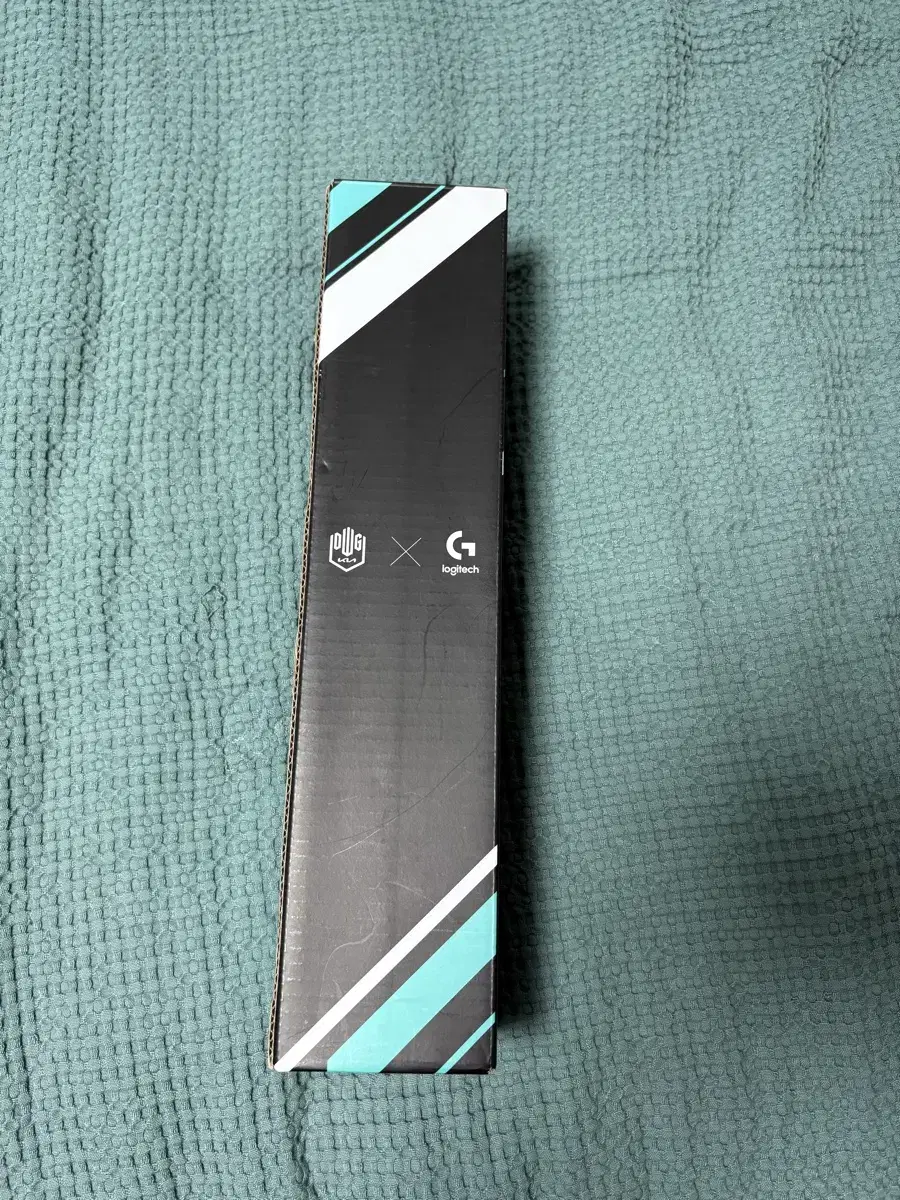 Damwon Kia x Logitech Mouse Pad