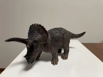 트리케라톱스 다크 브라운 모형 약 15cm