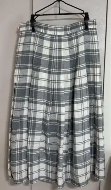 O'NEIL OF DUBLIN 스커트