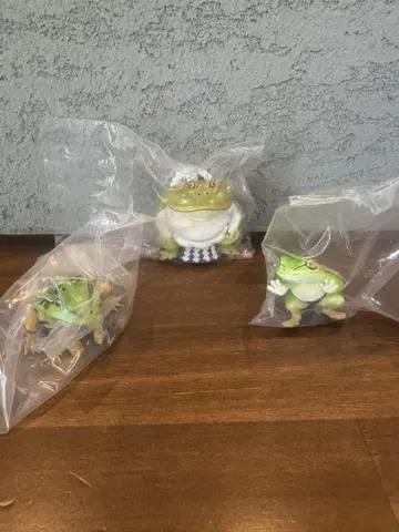 개구리 레슬러 카에루리키시 하케요이 피규어 2