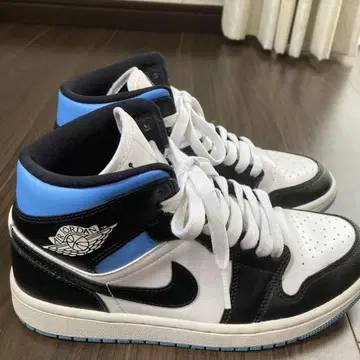 Air Jordan 하이컷 스니커즈 화이트/블랙/블루