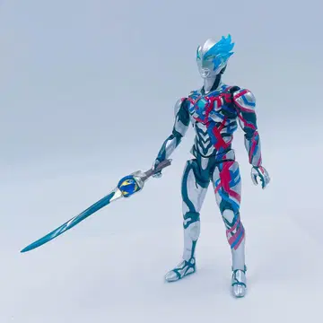 5FM50 S.H.Figuarts 피규아트 울트라맨 블레이저
