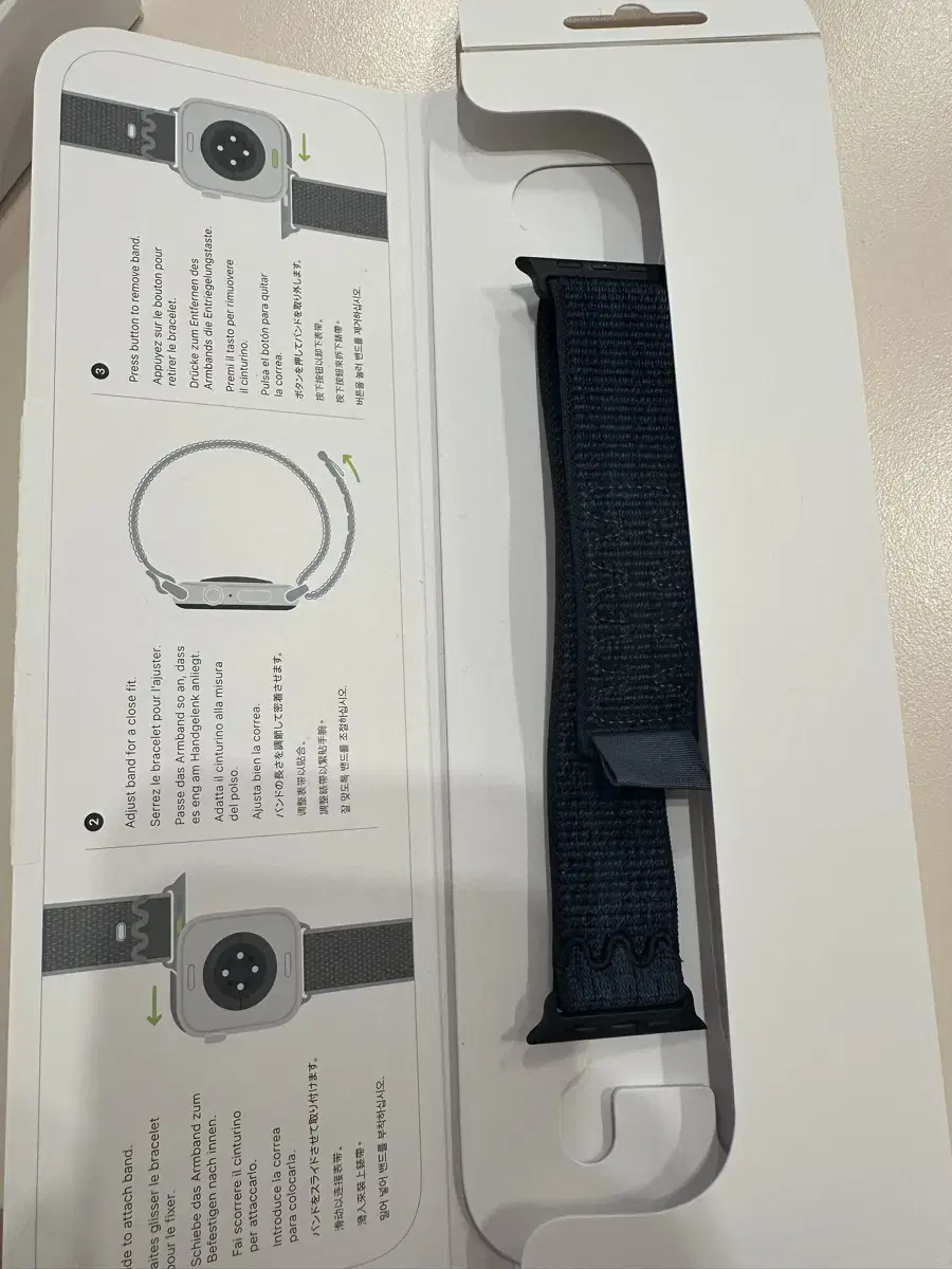 Selling Apple Watch Nike Sport Loop 44/46 Blue Black