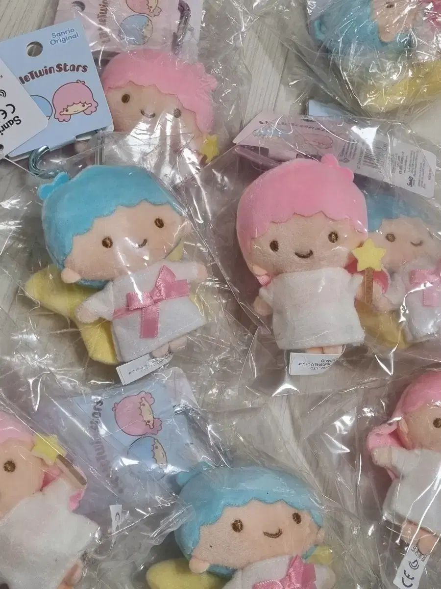Sanrio Heart Carabiner Kiki Lala Mascot