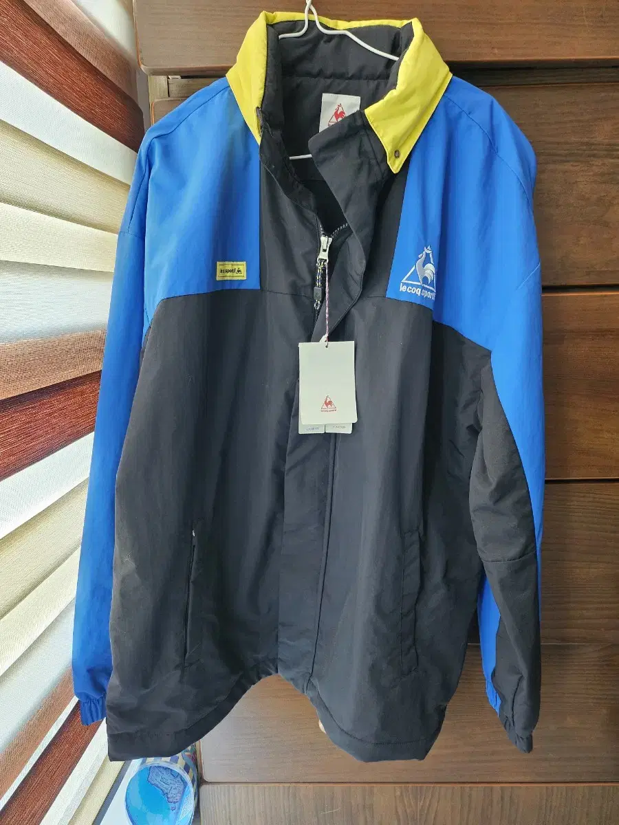 Lecoq Windbreaker, Men's Size