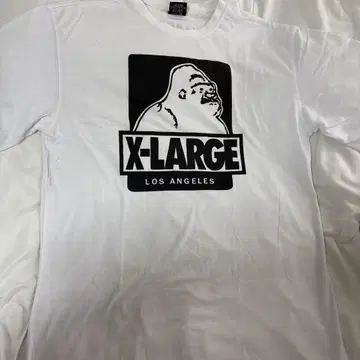 X-LARGE 티셔츠 M 화이트 (가격 인하 협상 가능)