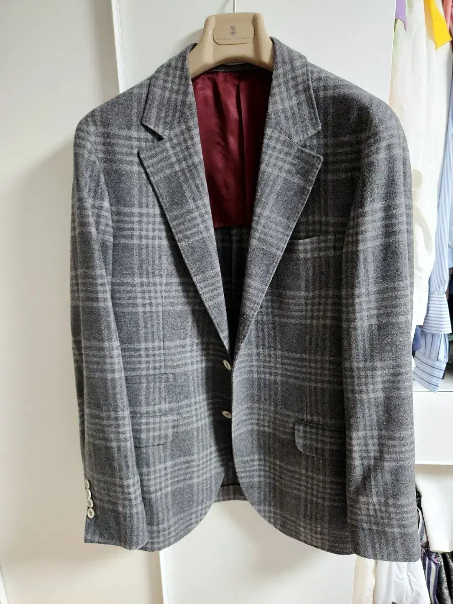브루넬로 쿠치넬리 23fw 타탄체크 자켓 52