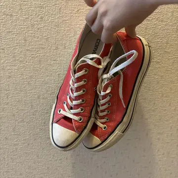 스니커즈