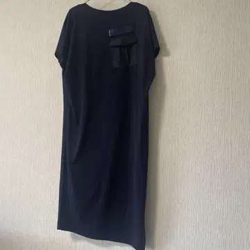 컨디션 최상 아티산 원피스 티셔츠 파이브 폭스 9호 네이비
