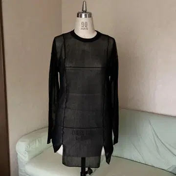 UN3D. SHEER KT TOP / 시어 니트 탑