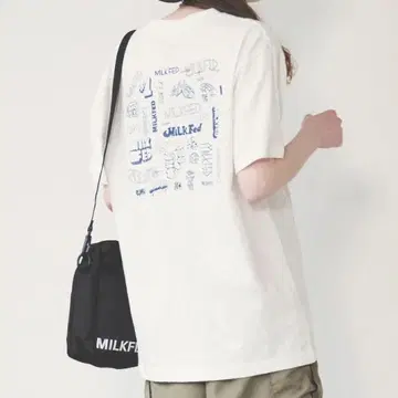 MILKFED. 티셔츠 반팔 MANY LOGO SLAB