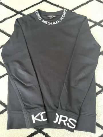 MICHEAL KORS 마이클코어스 맨투맨 2장 세트