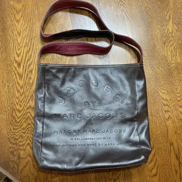 Marc Jacobs 브라운 숄더백