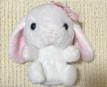 귀가 처진 꽃이 달린 토끼 봉제 인형 귀여운 레트로