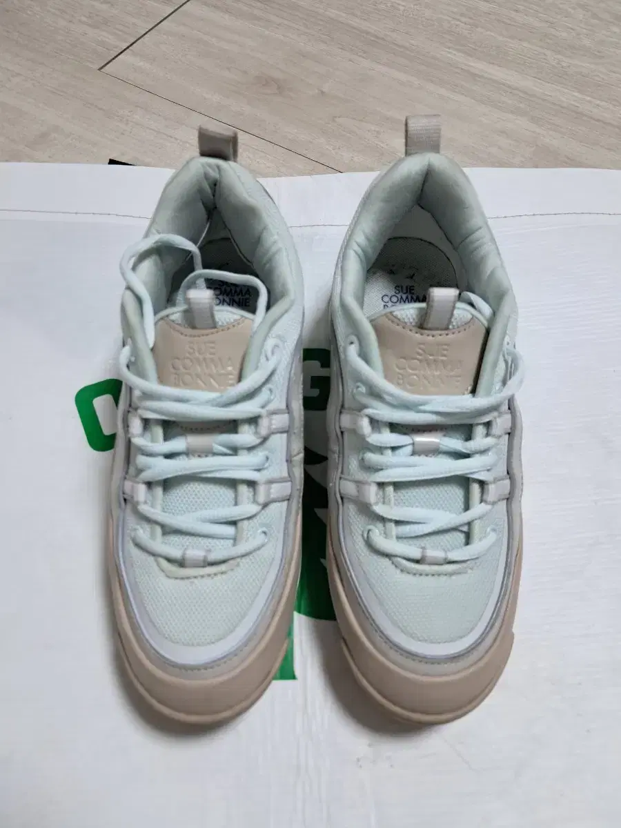 SUECOMMA BONIE Hide Sneakers 235
